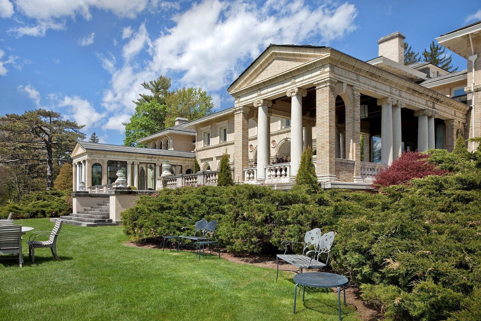 Hotel Wheatleigh Lenox Exterior foto